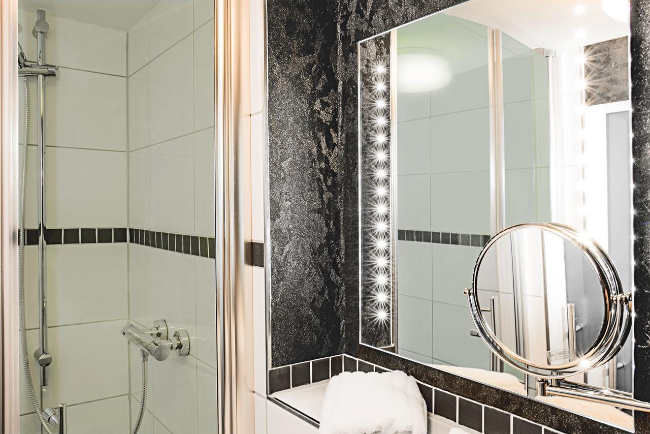 Hotel Sleepinn Volkspark (Adults Only) Amburgo Esterno foto