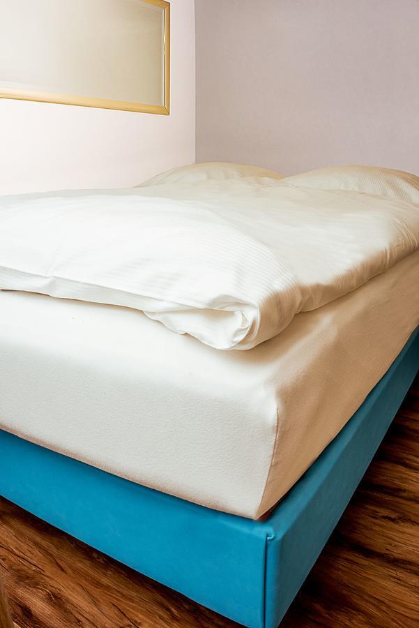 Hotel Sleepinn Volkspark (Adults Only) Amburgo Esterno foto