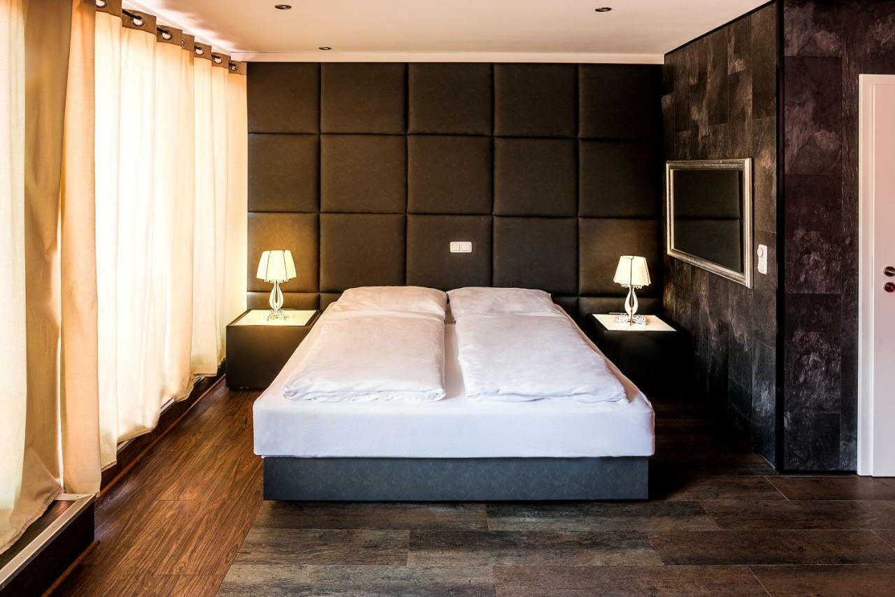 Hotel Sleepinn Volkspark (Adults Only) Amburgo Esterno foto