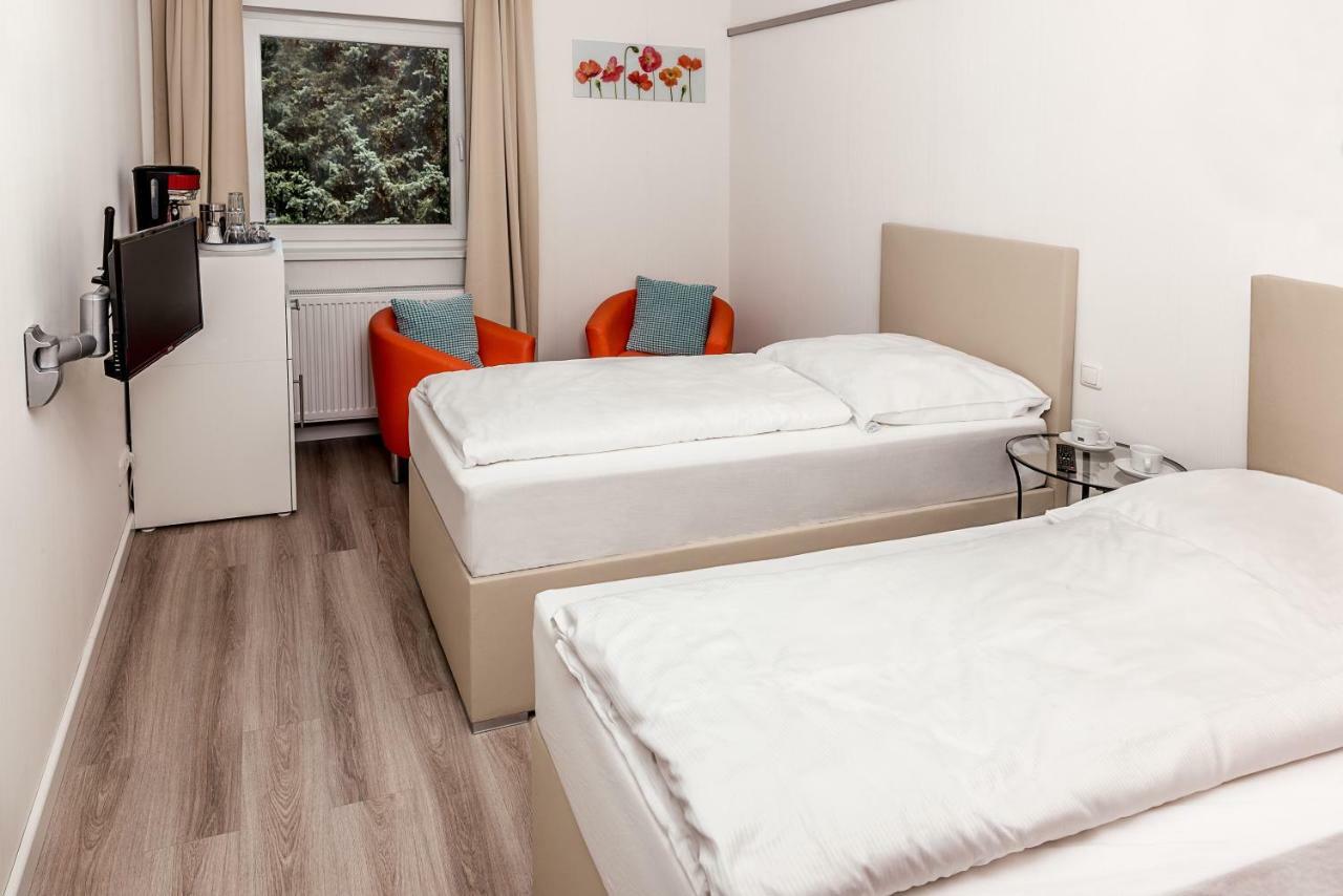 Hotel Sleepinn Volkspark (Adults Only) Amburgo Esterno foto