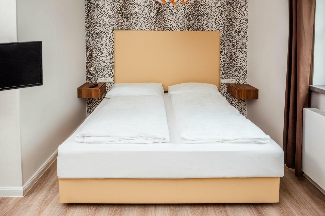 Hotel Sleepinn Volkspark (Adults Only) Amburgo Esterno foto